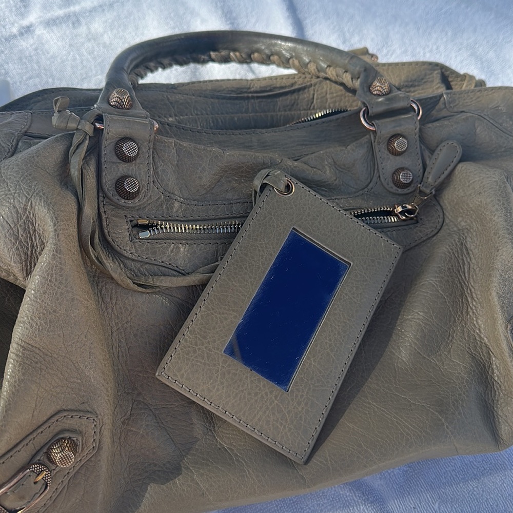 Authentic Balenciaga City Bag Beige Studded - Picture 7 of 15